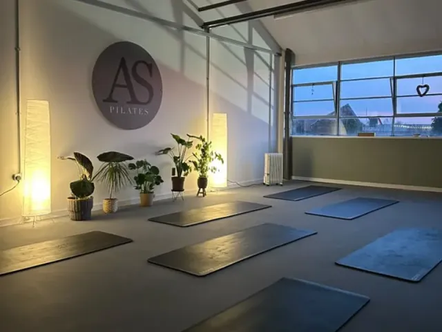 Anna Shim Pilates beginners pilates studio in Stoke-on-Trent City Centre