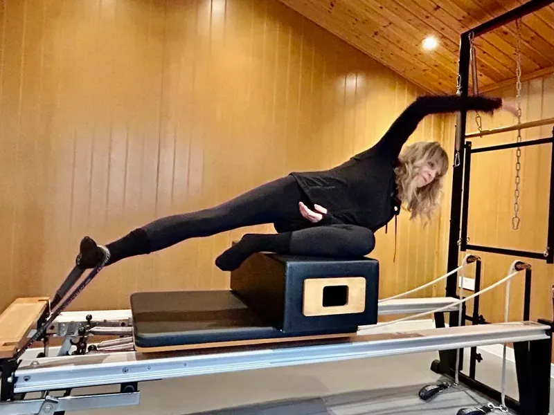Pilates Reformer and Cadillac Body reshaping — reformer pilates studio in Hammersmith, London