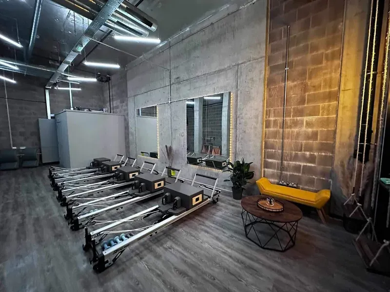 Pilates Vibes - Pilates Studio in East London — reformer pilates studio in Rotherhithe, London