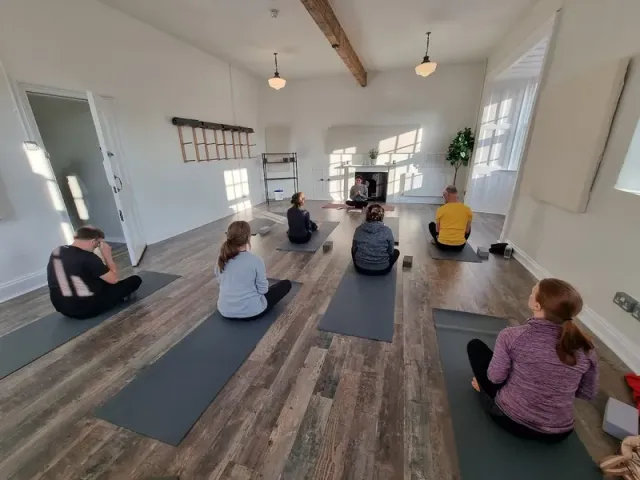 Pilates with Vicky Blanco beginners pilates studio in Kendal City Centre