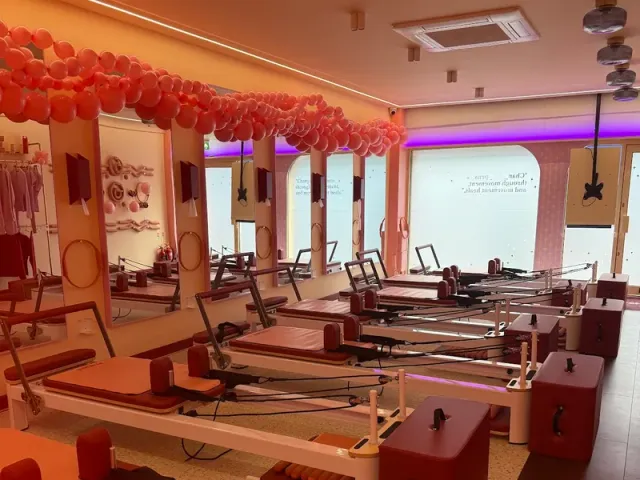 Peaches Pilates - Strood Rochester Kent posture pilates studio in Rochester, Kent